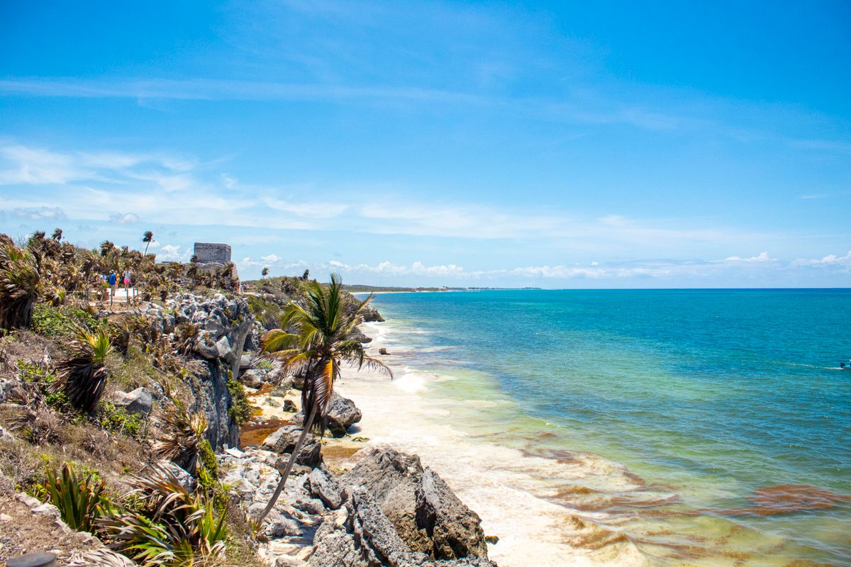 Turquoise Caribbean coastline on the Riviera Maya
